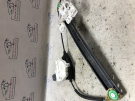 Macara geam dreapta spate Audi Q3 2013