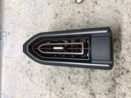 Grila ventilatie stanga Dacia Sandero 3 1.0 Benzina 2022