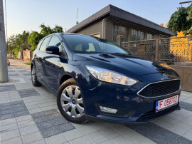 Ford Focus 2015 benzina