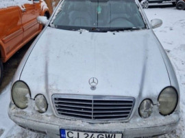 Dezmembrez Mercedes Clk 1.8 benzina