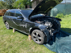 Dezmembrez Mercedes Eclass w213