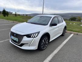 Peugeot e-208 GT Electric 100 kW / 136 CP