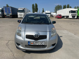 Toyota Yaris 1.0 Benzină