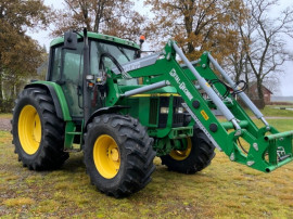 1999 Tractor John Deere 6310