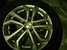 Cauciucuri de Iarna Bridgestone Blizzak LM005 225/65/17+Jante Dezent