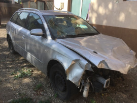 Dezmembrez AUDI A4/B7 BREAK fab. 2004- 2008 motor 200 TDI / 140 Cp