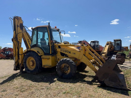 Motor buldoexcavator Komatsu WB 97 R Utility piese
