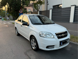 Chevrolet Aveo 1.2 Benzină &bull; 70.000 KM REALI &bull; AC &bull; CarVertical Verde