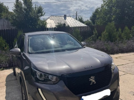 Peugeot 2008 an 2020 km 104000, motor 1.2 benzina