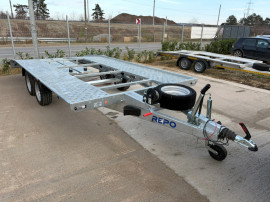 Trailer 5m fabr 2025 - ca nou 500 km rulați
