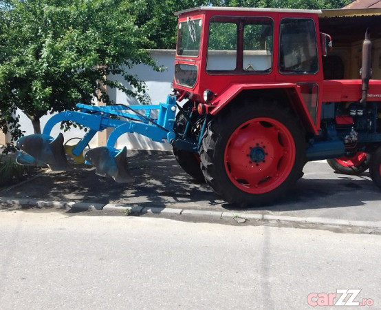 Tractor U650 M 32 500 Lei Carzz Ro