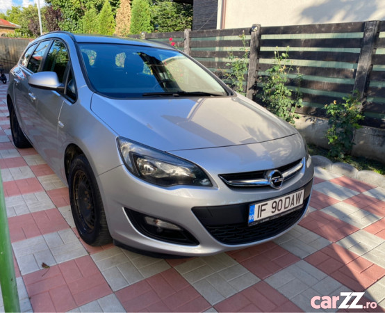 Opel Astra j 2016 Opel Astra j 2016 140000 km masina se afla într-o stare foarte buna presuri de cauciuc interior si tavita portbagaj inca un set de jante care au