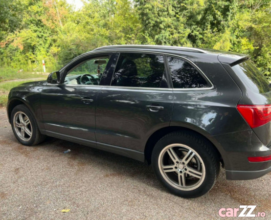 Audi Q5 Quattro an 2010 mot 2L.tdi.170cp.Cutie Automata