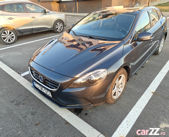 Volvo V40 D4 din 2015