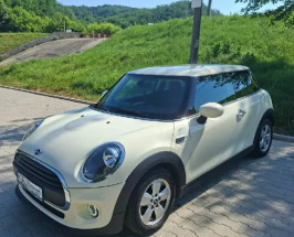 MINI One 2020 — imagine 7