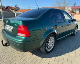 VOLKSWAGEN Bora 2000 — imagine 22