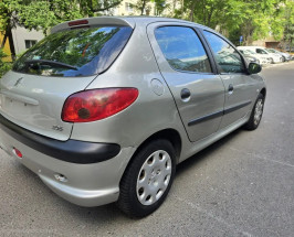 PEUGEOT Unknown Model 2006 — imagine 2